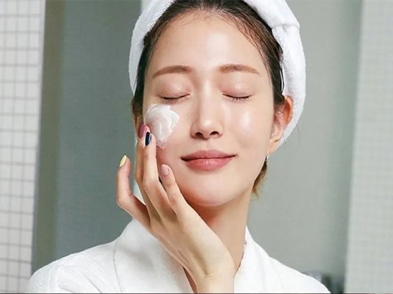 Tiêm filler mũi có được nặn mụn không? Lưu ý sau khi tiêm filler