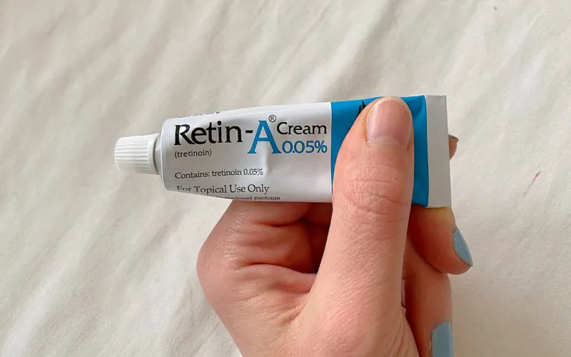 Tretinoin có trị mụn ẩn không? [Giải đáp từ bác sĩ da liễu]